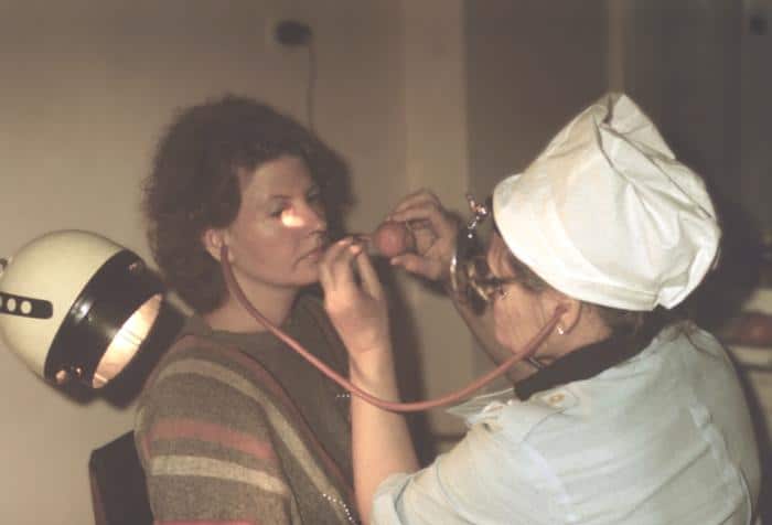 Как продувать уши в домашних условиях.