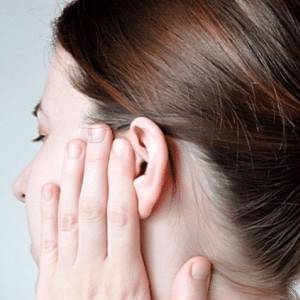 После отита плохо слушит ухо, что делать