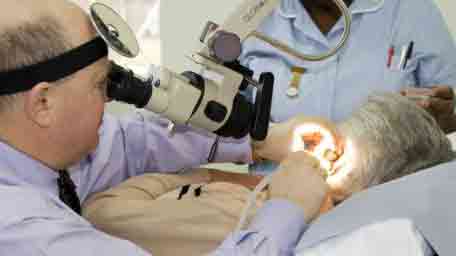 как пробить пробку в ухе