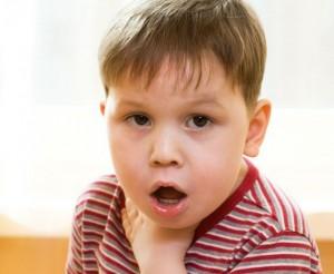 Что делать, если ребенок задыхается от кашля