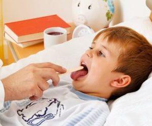Что делать, когда у ребенка осип голос и кашель?