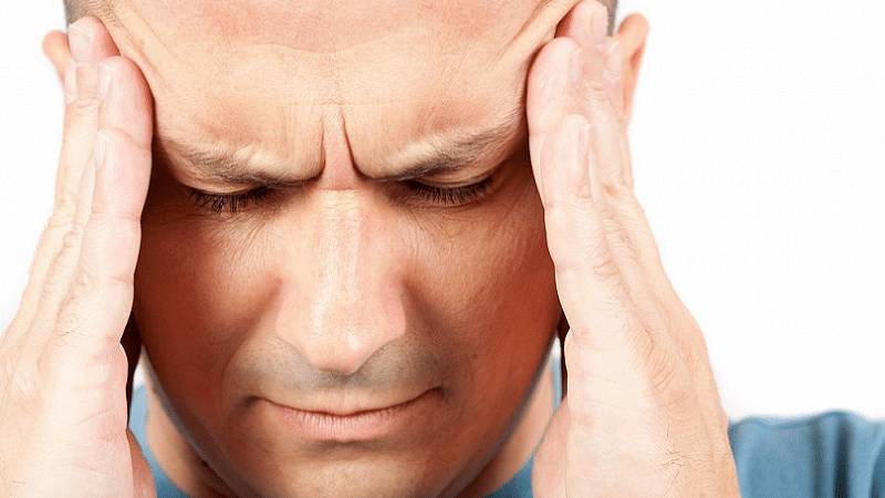 Чувство распирания в ухе