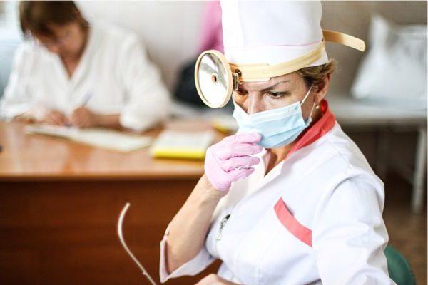 potreskivaniye-v-ukhe