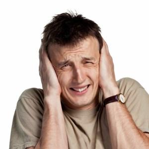 Что делать, если при ангине заложило уши