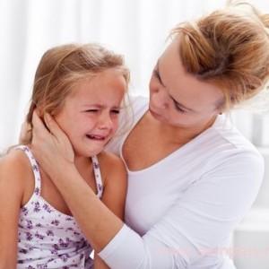 Что делать, если при ангине заложило уши