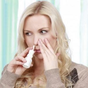 как и чем лечить насморк беременным на ранних сроках