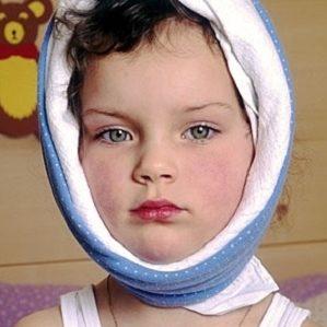 продуло ухо чем лечить в домашних условиях