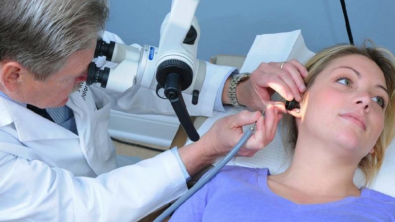 гнойный отит симптомы