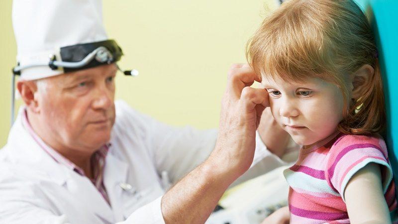 ощущение что в ухе что то шевелится