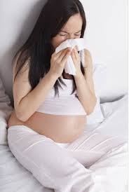 Можно ли чихать при беременности?