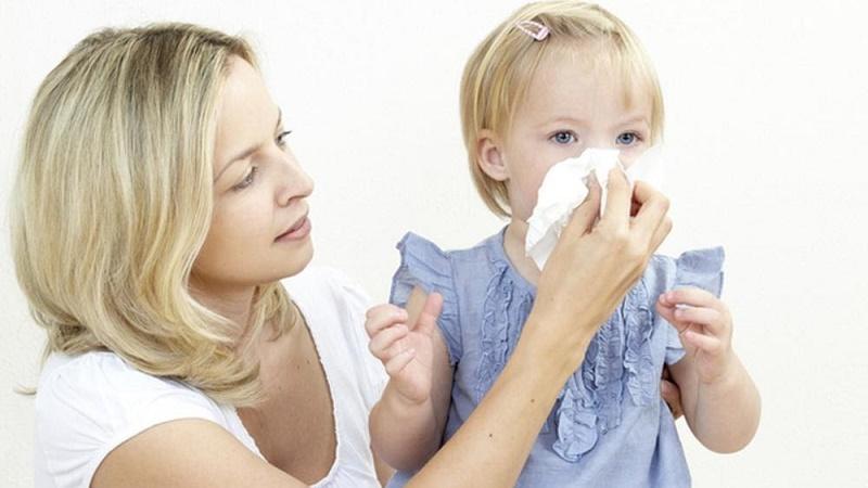 лечение насморка у детей по комаровскому