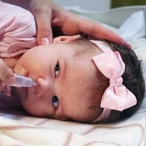 как правильно промывать нос физраствором ребенку