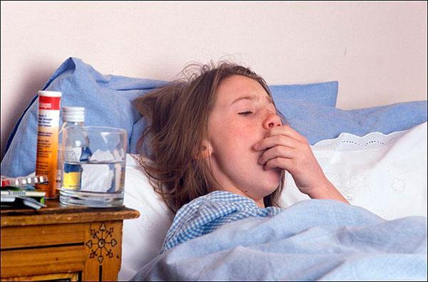 pnevmoniya-peredayetsya vozdushno-kapel'nym-ili-putem-net