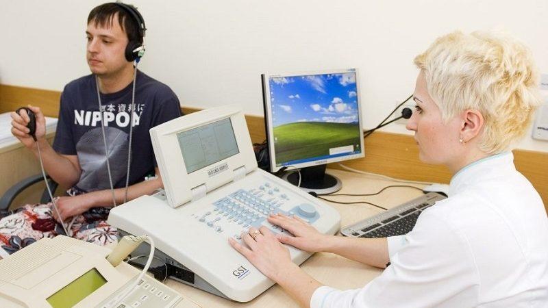 шум в левом ухе как избавиться