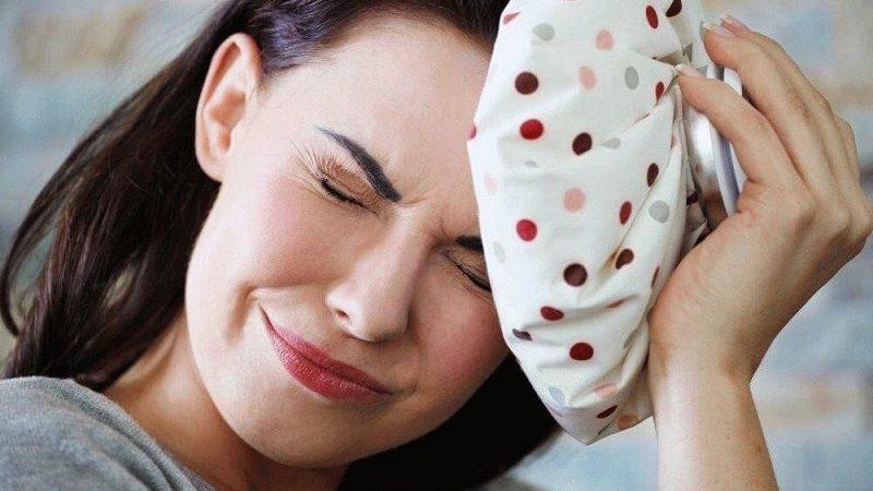 почему шумит в ушах и кружится голова