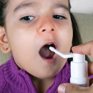 Как применять «Мирамистин» при тонзиллите