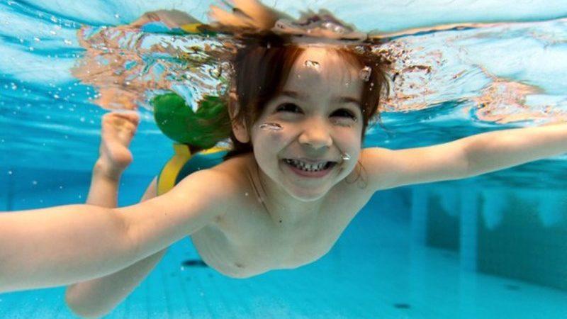 заложило ухо после бассейна что делать в домашних условиях