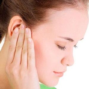 операция на ухо при отите