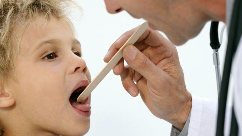 Как полоскать горло Октенисептом